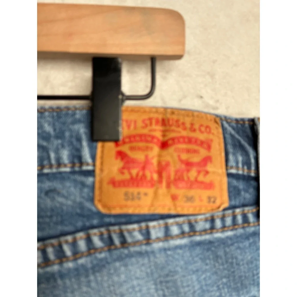 Levis levis 514